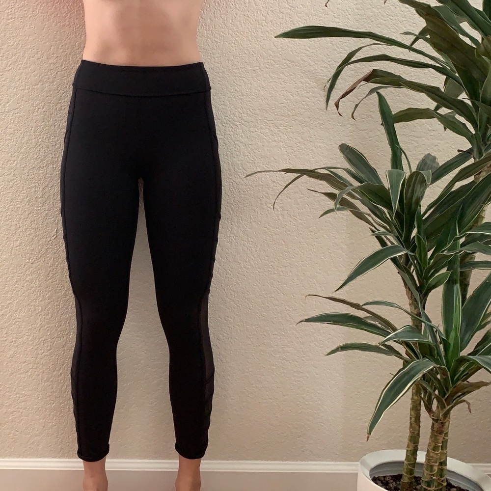 LULULEMON Wild and Free Tights